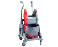 Wózek jednowiadrowy 15 l z kuwetą 8 l z prostą rączką czerwony Merida HFV097